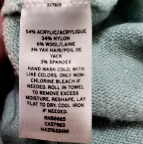 Halogen - NWOT-Mint Green Yak Hair Sweater with Bow Accents- Size XL - Picture 2 of 4